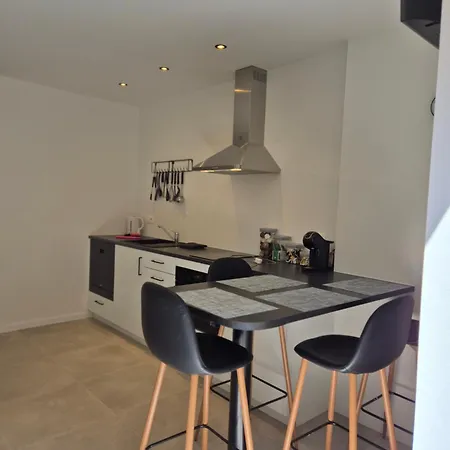 Alna 6 Apartment *
